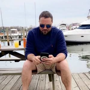 Meet your Posher, Aaron